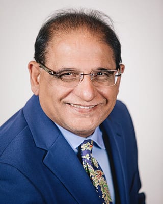 Dr Kazim Hussain