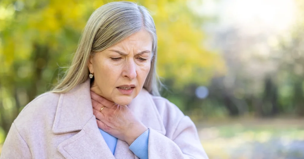 Allergies cause sore throat in older woman